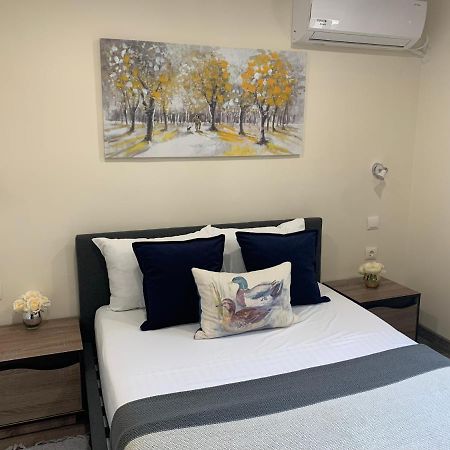Apartment Zdravets 2, In The Heart Of The Old City Veliko Tărnovo Esterno foto