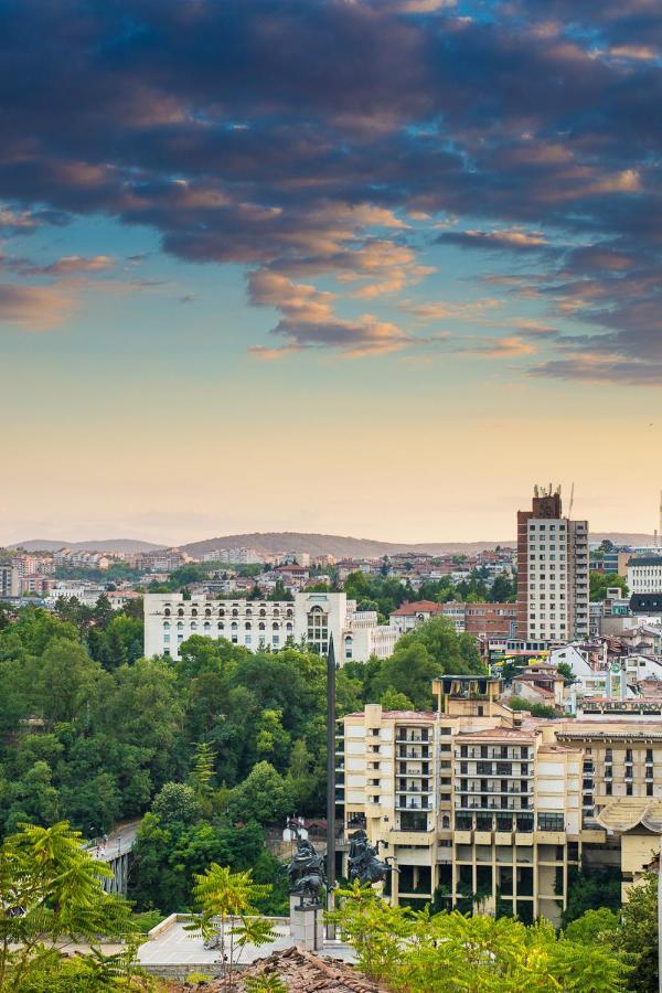 Apartment Zdravets 2, In The Heart Of The Old City Veliko Tărnovo Esterno foto